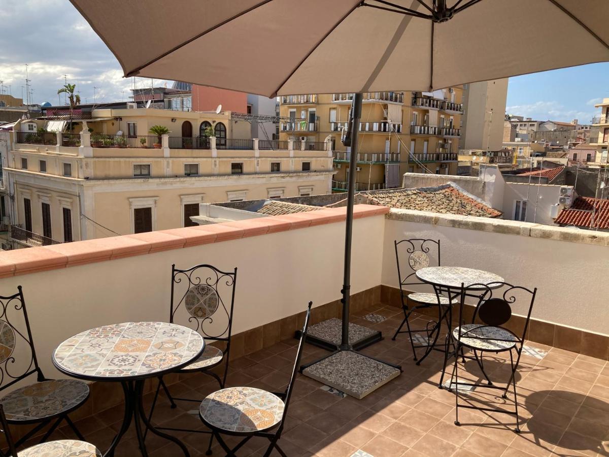 Casa Gaudi Appartement Syracuse Buitenkant foto